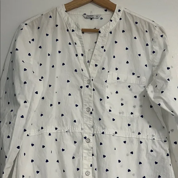 Esprit White Blouse with Navy Heart Accents - Picture 3 of 9